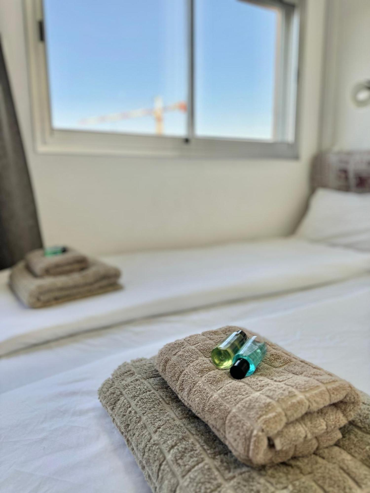 Old Jaffa'S Penthouse Boutique Hostel تل أبيب المظهر الخارجي الصورة