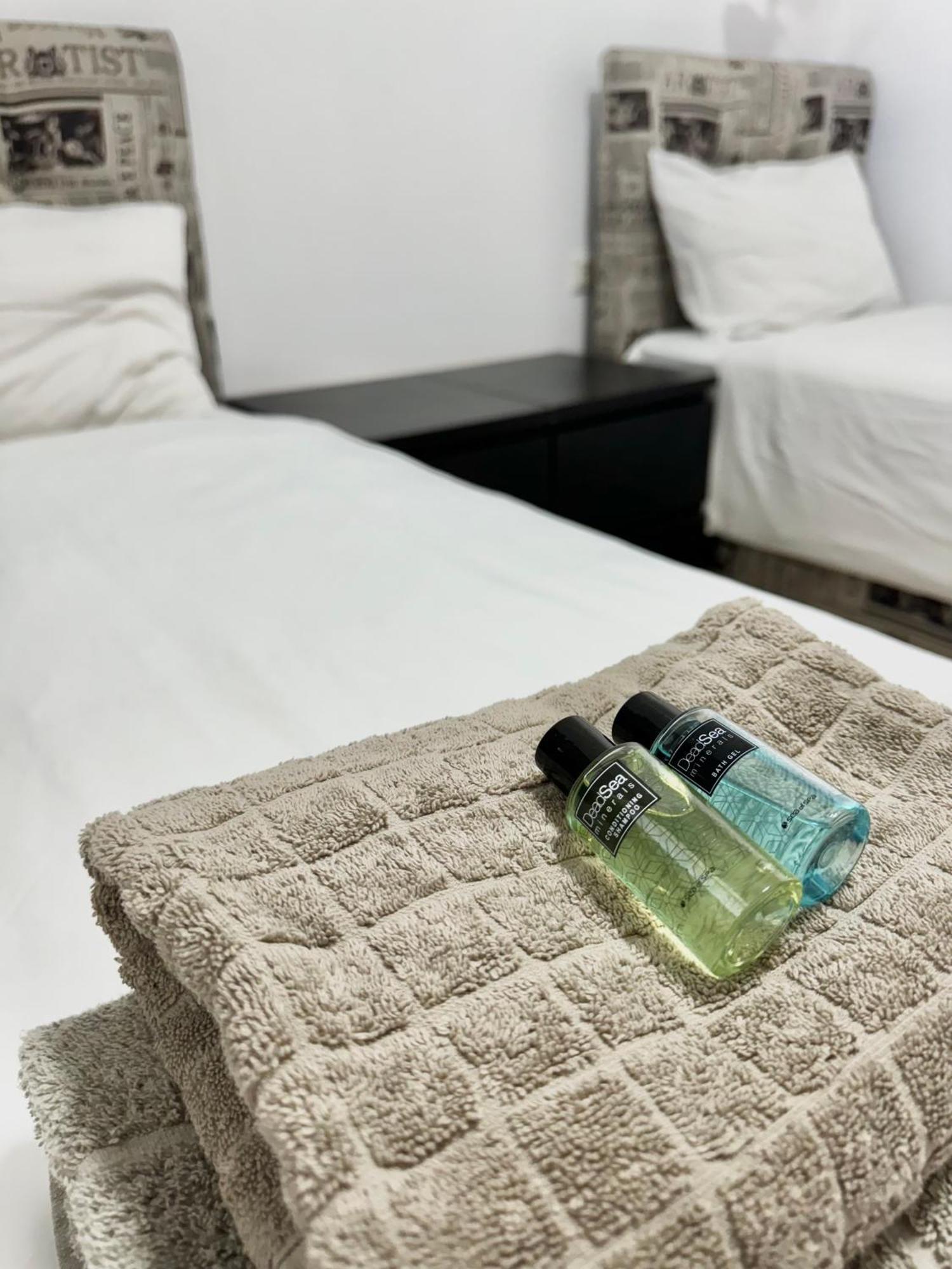 Old Jaffa'S Penthouse Boutique Hostel تل أبيب المظهر الخارجي الصورة
